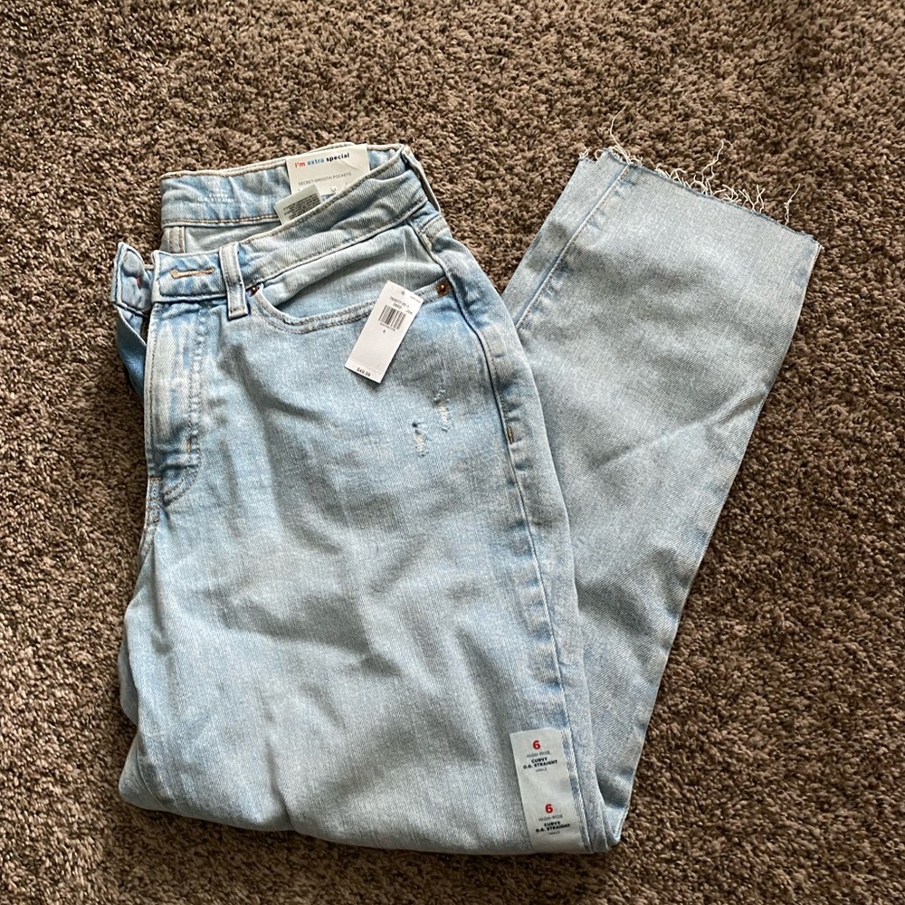 Straight Jeans